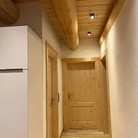 דירה Uplandblockhaus *